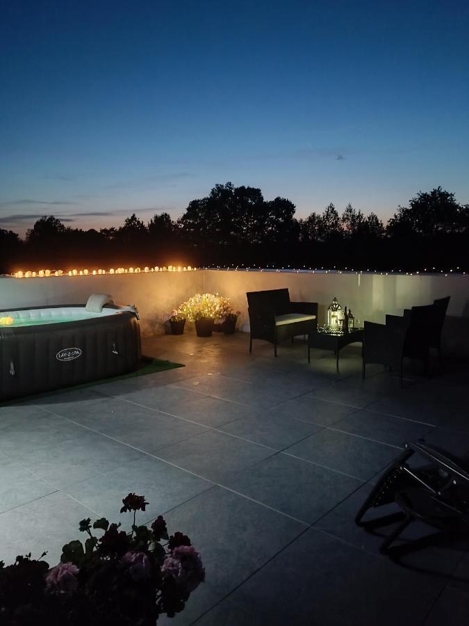 Modern Rancho - Apartamenty Nad Rzeka, Przy Stadninie Koni Kruszyna  Exterior foto