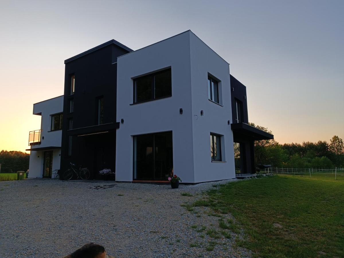 Modern Rancho - Apartamenty Nad Rzeka, Przy Stadninie Koni Kruszyna  Exterior foto